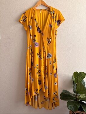 Free People Women S Lost In You Floral Midi Dress Golden Yellow V Neck Ruffle